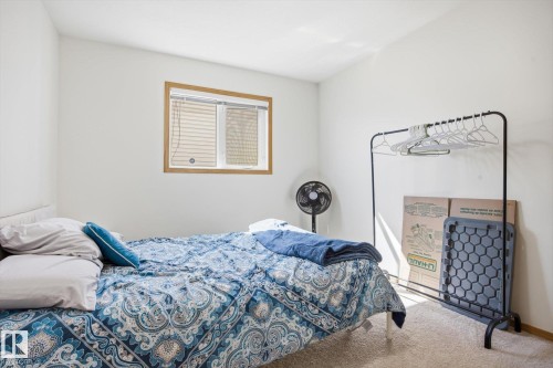7220 157 Avenue, Edmonton, AB - Indoor Photo Showing Bedroom
