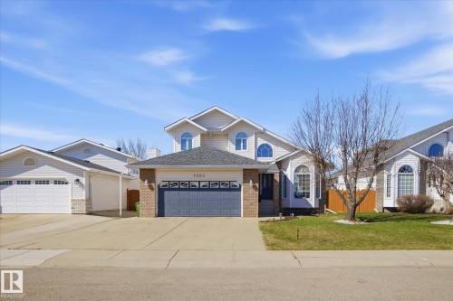 7220 157 Avenue NW, Ozerna, Edmonton, AB - 7220 157 Avenue, Edmonton, AB - Outdoor With Facade