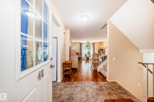 48 Grandin Village, St. Albert, AB 