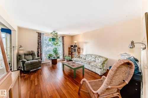 48 Grandin Village, St. Albert, AB 