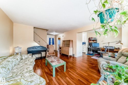 48 Grandin Village, St. Albert, AB 