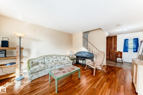 48 Grandin Village, St. Albert, AB 