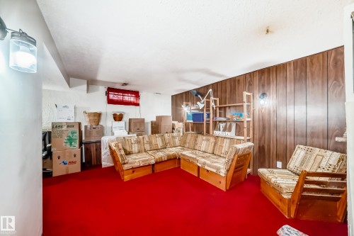 48 Grandin Village, St. Albert, AB 