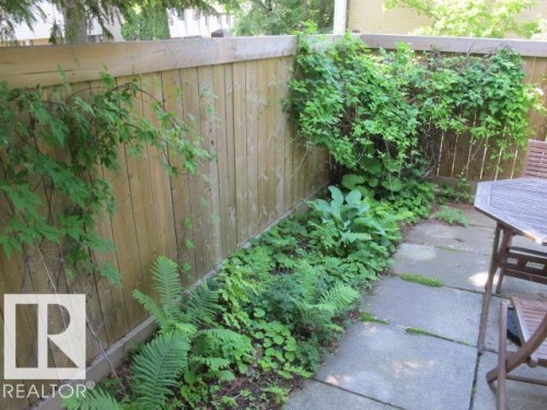 48 Grandin Village, St. Albert, AB 