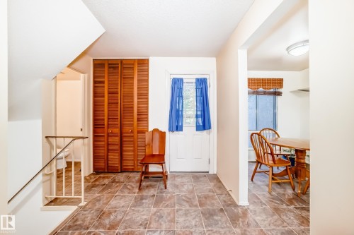 48 Grandin Village, St. Albert, AB 