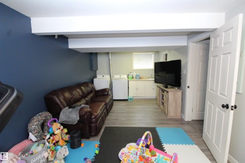 5347 36 Ave, Wetaskiwin, AB - Indoor
