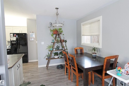 5347 36 Ave, Wetaskiwin, AB - Indoor Photo Showing Dining Room
