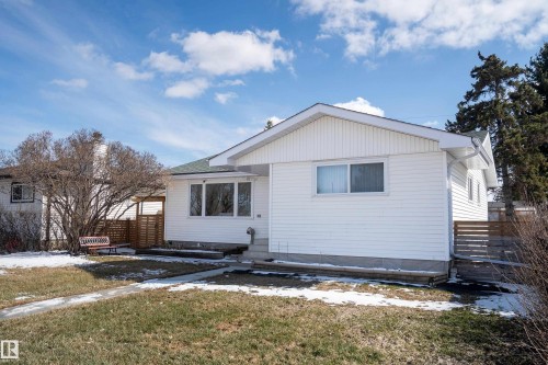 7807 132 Avenue, Edmonton, AB - Outdoor