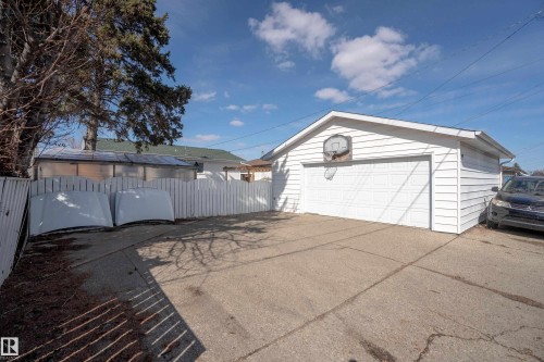 7807 132 Avenue, Edmonton, AB - Outdoor