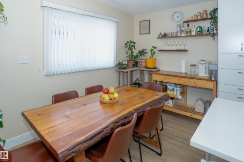 7807 132 Avenue, Edmonton, AB - Indoor Photo Showing Dining Room