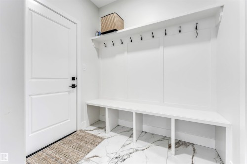 3729 42 Avenue, Beaumont, AB - Indoor Photo Showing Other Room