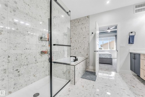 3729 42 Avenue, Beaumont, AB - Indoor Photo Showing Bathroom