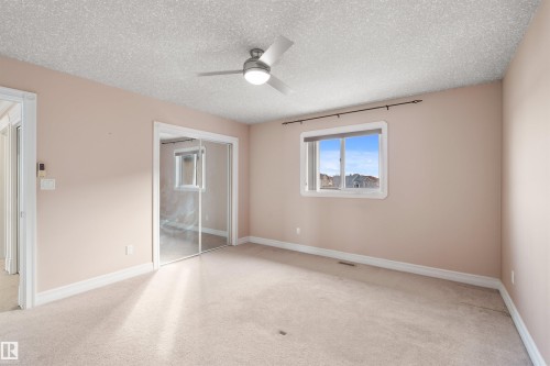 9203 160 Avenue, Edmonton, AB - Indoor Photo Showing Other Room