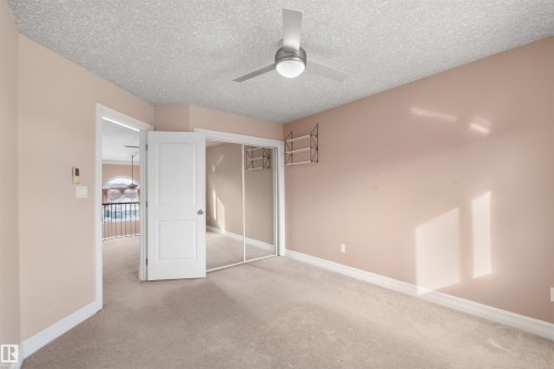 9203 160 Avenue, Edmonton, AB - Indoor Photo Showing Other Room