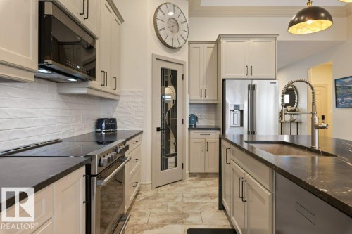 68 Enchanted Way, St. Albert, AB - Indoor Photo Showing Kitchen With Upgraded Kitchen