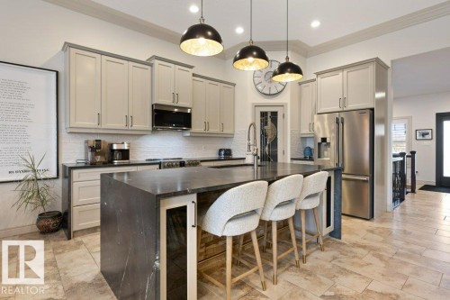 68 Enchanted Way, St. Albert, AB - Indoor Photo Showing Kitchen With Upgraded Kitchen