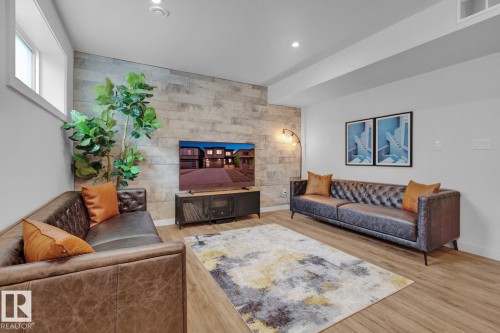 5736 Kootook Way, Edmonton, AB 