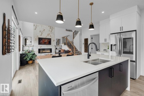 5736 Kootook Way, Edmonton, AB 