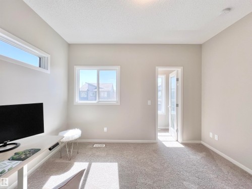 17828 9 Avenue, Edmonton, AB - Indoor Photo Showing Office