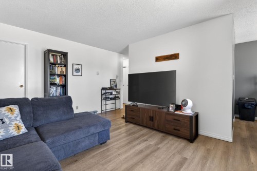 301 7203 171 Street, Edmonton, AB - Indoor Photo Showing Living Room