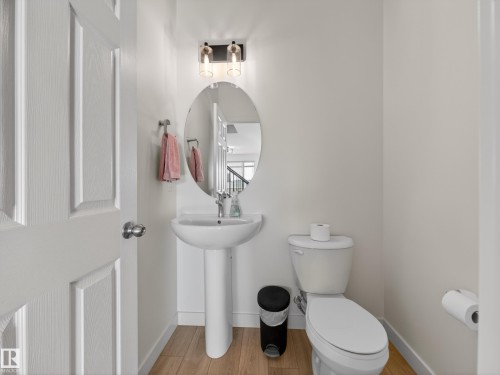 216 Caledon Crescent, Spruce Grove, AB - Indoor Photo Showing Bathroom