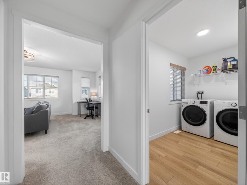216 Caledon Crescent, Spruce Grove, AB - Indoor Photo Showing Laundry Room