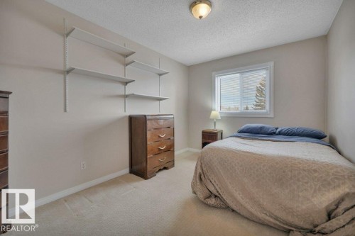 158 Rhatigan Road E, Edmonton, AB - Indoor Photo Showing Bedroom