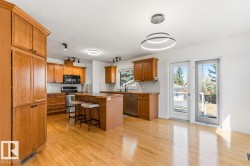 18536 68 Avenue  Edmonton, AB T5T 2M7