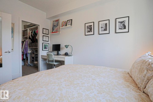 Image quality insufficient for description - 202 10030 83 Avenue, Edmonton, AB - Indoor Photo Showing Bedroom