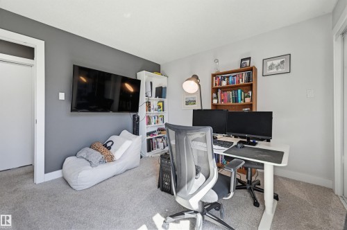 139 Wolf Willow Crescent, Edmonton, AB - Indoor Photo Showing Office