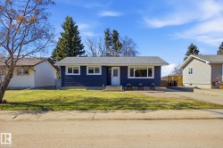 29 MORELAND Road Sherwood Park, AB T8A 0P4
