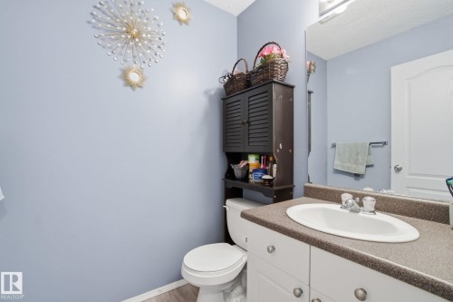 15736 141 Street, Edmonton, AB - Indoor Photo Showing Bathroom
