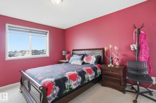 15736 141 Street, Edmonton, AB - Indoor Photo Showing Bedroom