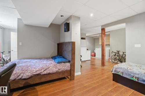 15736 141 Street, Edmonton, AB - Indoor Photo Showing Bedroom