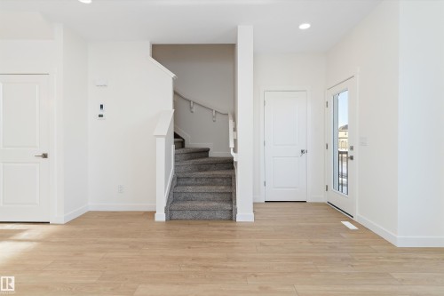 6285 175A Avenue, Edmonton, AB - Indoor Photo Showing Other Room