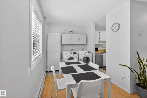 211 10838 108 Street, Edmonton, AB - Indoor Photo Showing Laundry Room