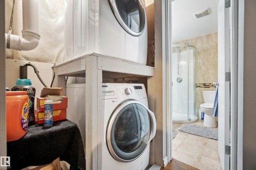 9 9231 213 Street, Edmonton, AB - Indoor Photo Showing Laundry Room