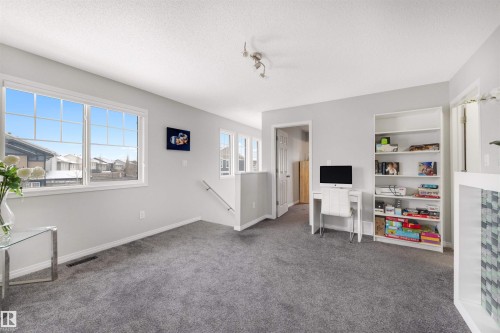 2504 Coughlan Road, Edmonton, AB - Indoor