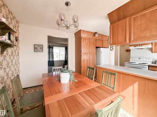 1 Forest Drive, St. Albert, AB - Indoor