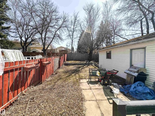 1 Forest Drive, St. Albert, AB - Outdoor