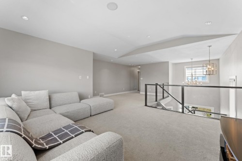 7640 179 Avenue, Edmonton, AB - Indoor Photo Showing Other Room