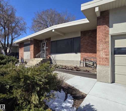 Mid-century modern exterior featuring brick and stucco finishes - 9624 75 Street, Edmonton, AB - Outdoor