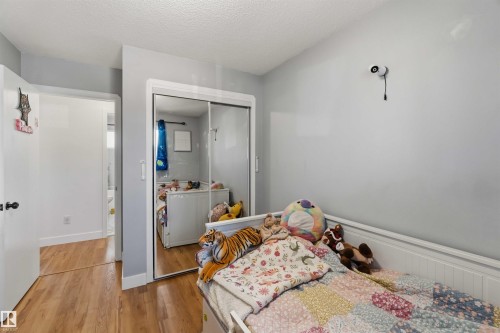 3119 110 Avenue, Edmonton, AB - Indoor Photo Showing Bedroom