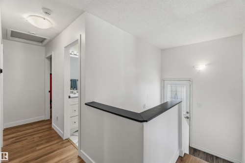 3119 110 Avenue, Edmonton, AB - Indoor Photo Showing Other Room