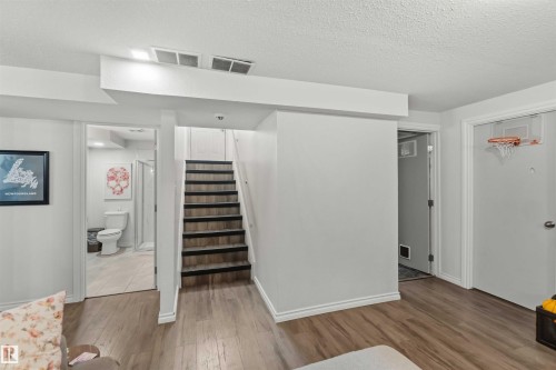3119 110 Avenue, Edmonton, AB - Indoor