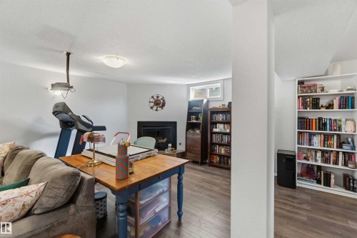 3119 110 Avenue, Edmonton, AB - Indoor