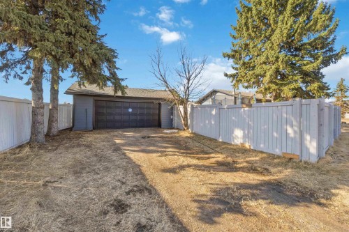 3119 110 Avenue, Edmonton, AB - Outdoor