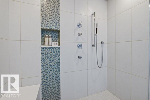 439 Rooney Crescent, Edmonton, AB - Indoor