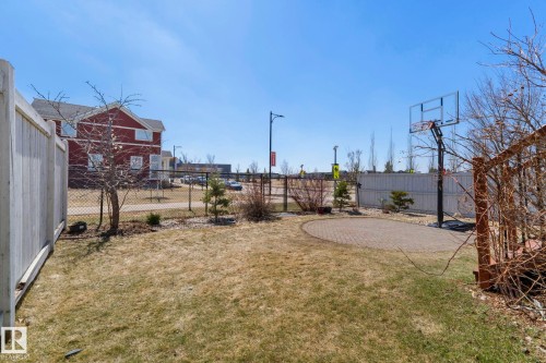 425 Simpkins Wynd, Leduc, AB - Outdoor