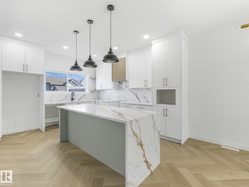838 Northern Harrier Lane, Edmonton, AB - Indoor Photo Showing Kitchen